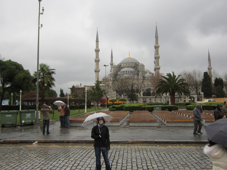 Erynn and the Blue Mosque.JPG